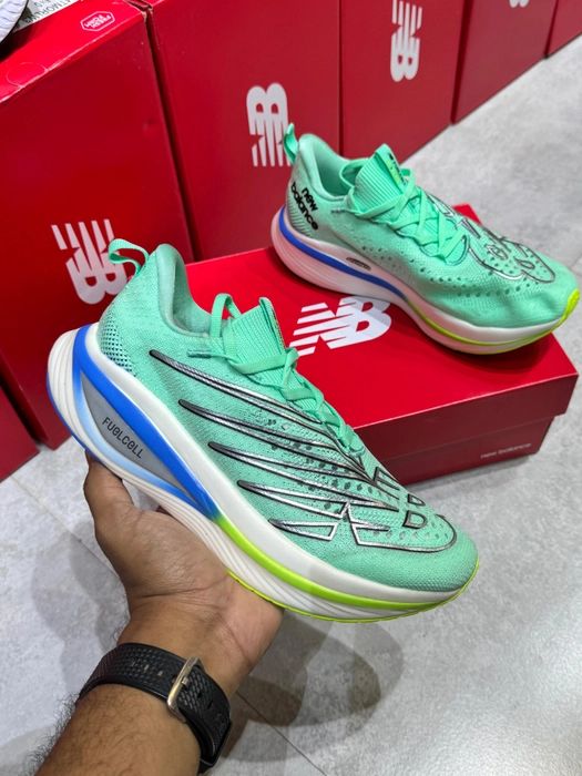 New Balance FC Energy