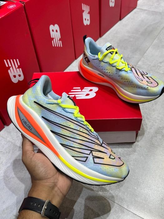 New Balance FC Energy