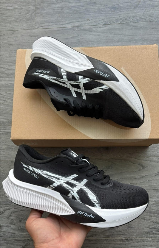 ASICS FF TURBO