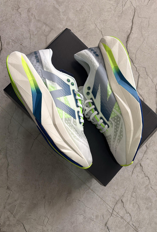 NEW BALANCE SC ELITE