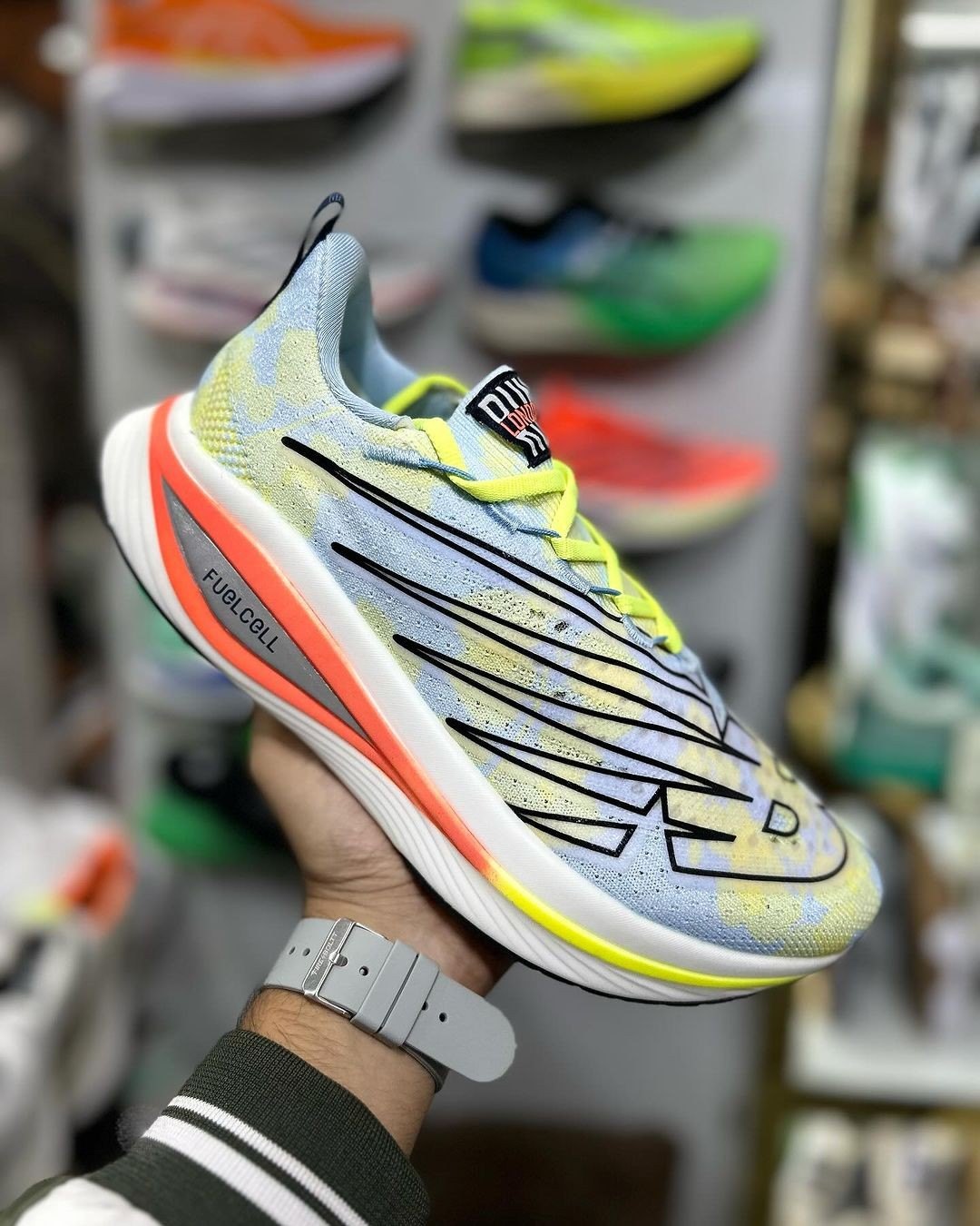 NEW BALANCE FUELCELL SC ELITE V3